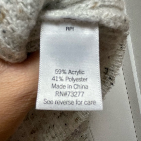 CUTE! Cream & Black Sz Medium Speckled Puffy Sleeve Sweater VERY CUTE! - Picture 8 of 8